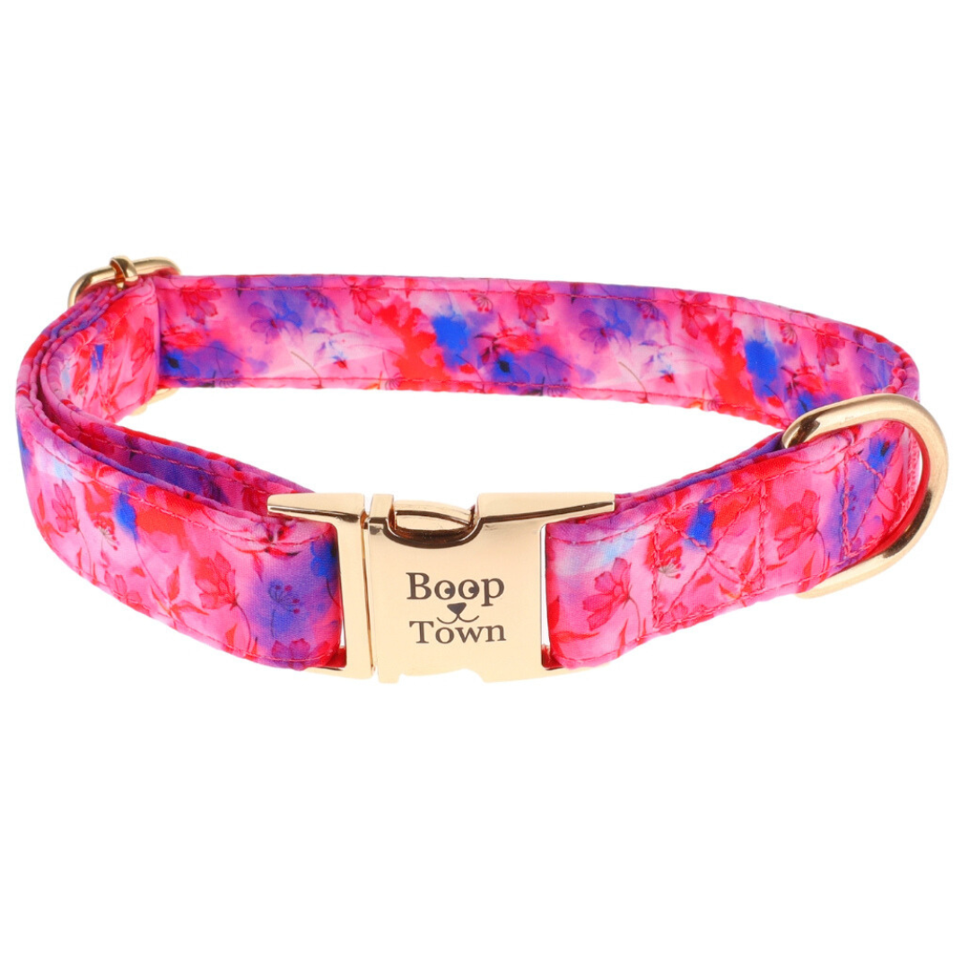 Collier pour chien Boop Town en coton doux – Anti-nœuds et noyau en nylon durable – Boucle à dégagement rapide en métal – Ajustable pour chiens de petite, moyenne et grande taille (XL) – Accents dorés