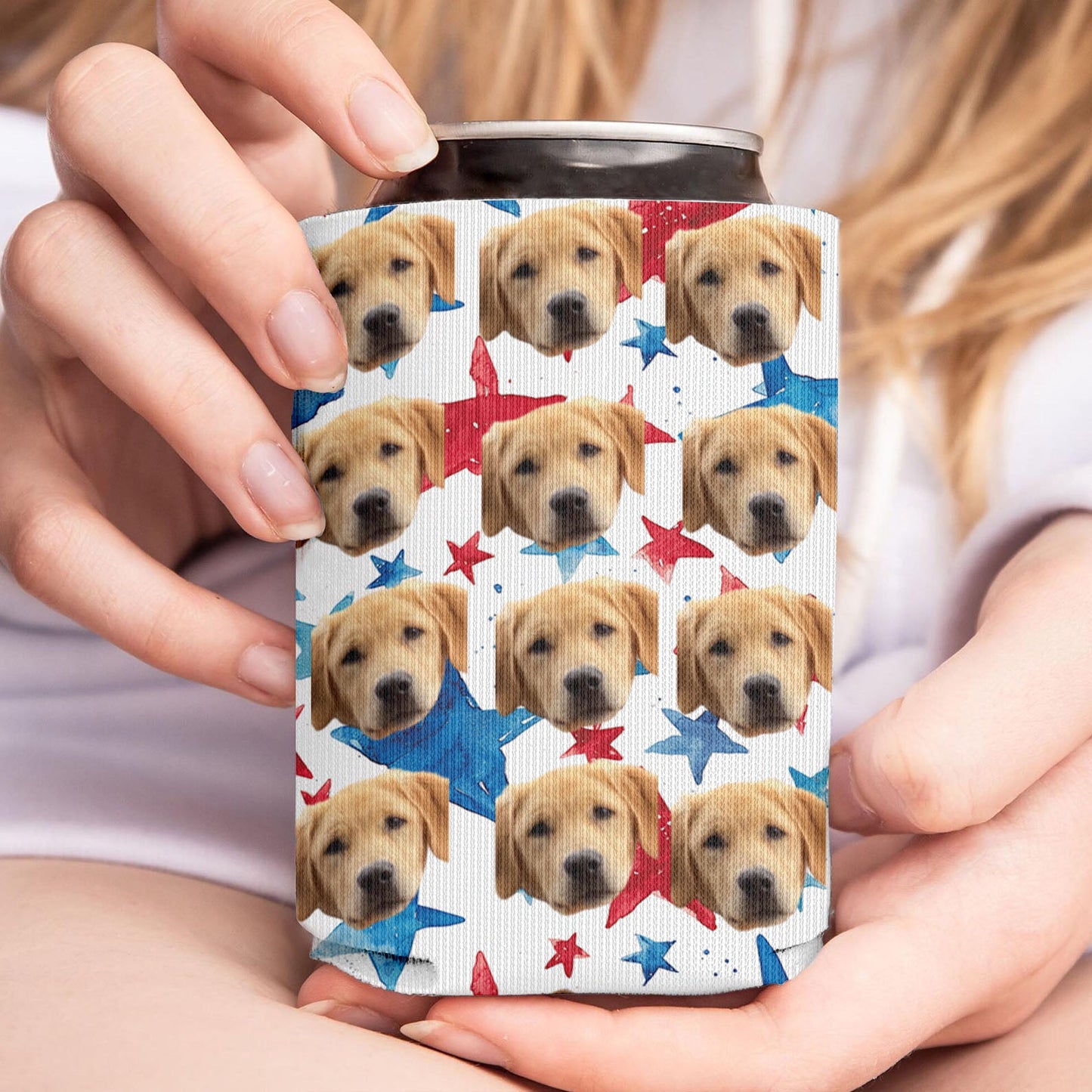 Enfriador de latas personalizado con patas y estrellas patrióticas | Soporte para latas con foto de mascota personalizado | Funda para latas del 4 de julio | Regalo del Día de la Independencia 682393