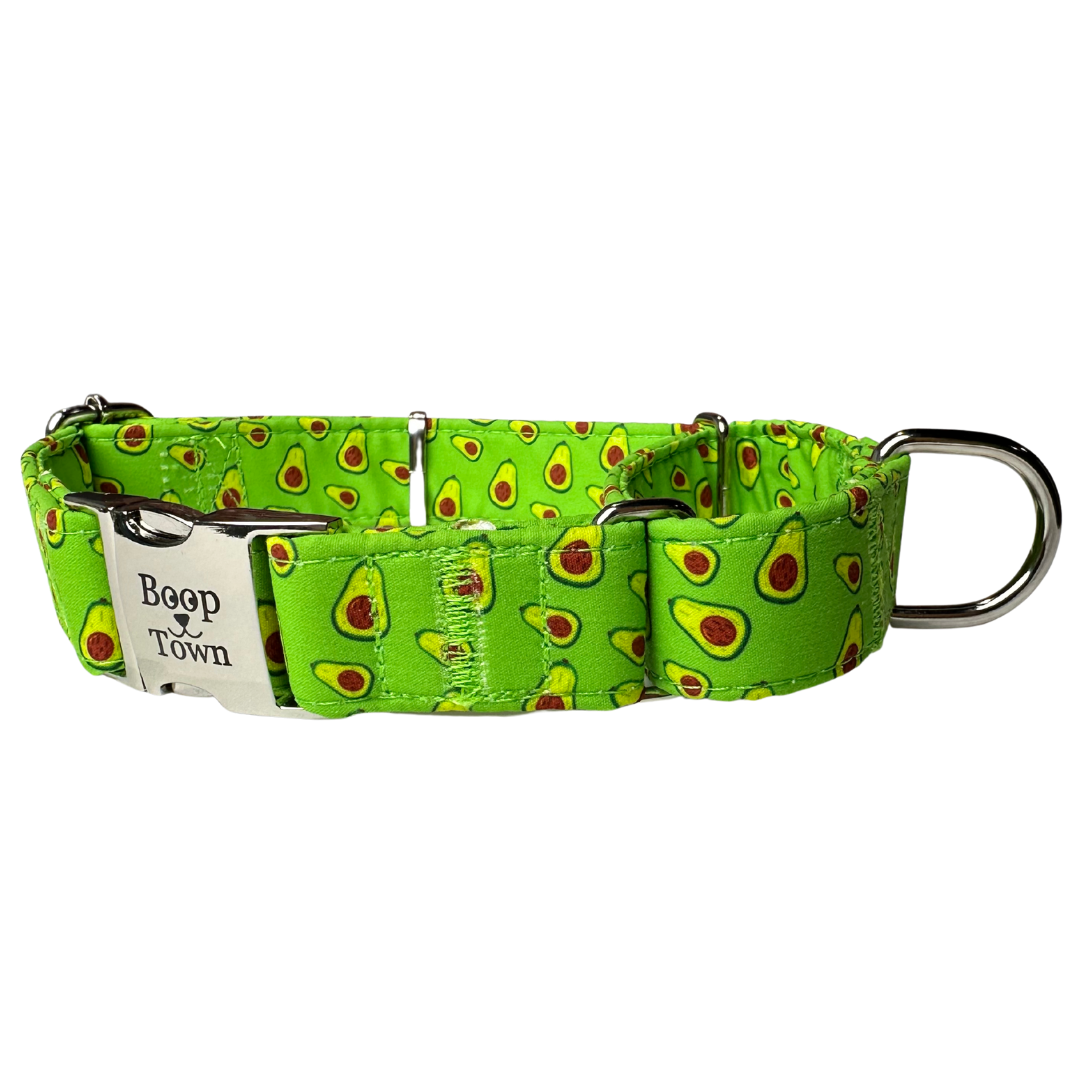 Collier pour chien Boop Town en coton doux – Anti-nœuds et noyau en nylon durable – Boucle à dégagement rapide en métal – Ajustable pour chiens de petite, moyenne et grande taille (XL) – Accents dorés