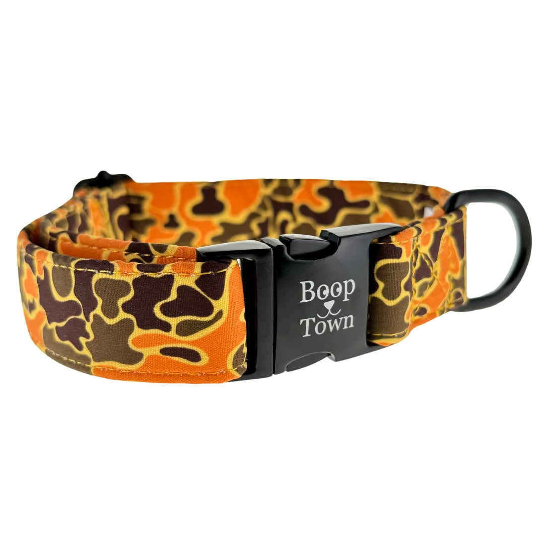 Collier pour chien Boop Town en coton doux – Anti-nœuds et noyau en nylon durable – Boucle à dégagement rapide en métal – Ajustable pour chiens de petite, moyenne et grande taille (XL) – Accents dorés
