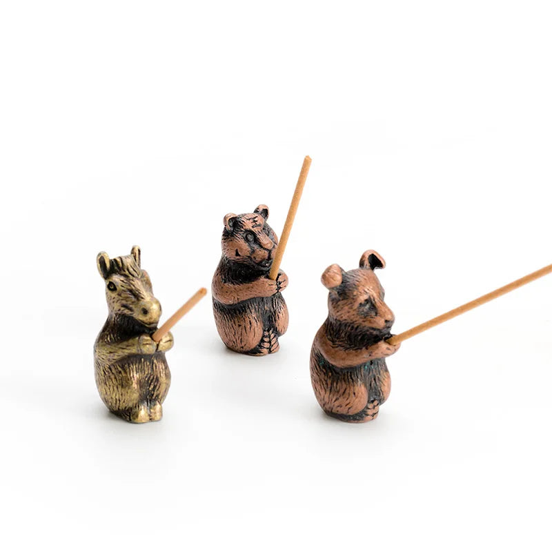 PINNY Soporte de incienso de metal del zodiaco chino | Mini base de incienso de 12 animales