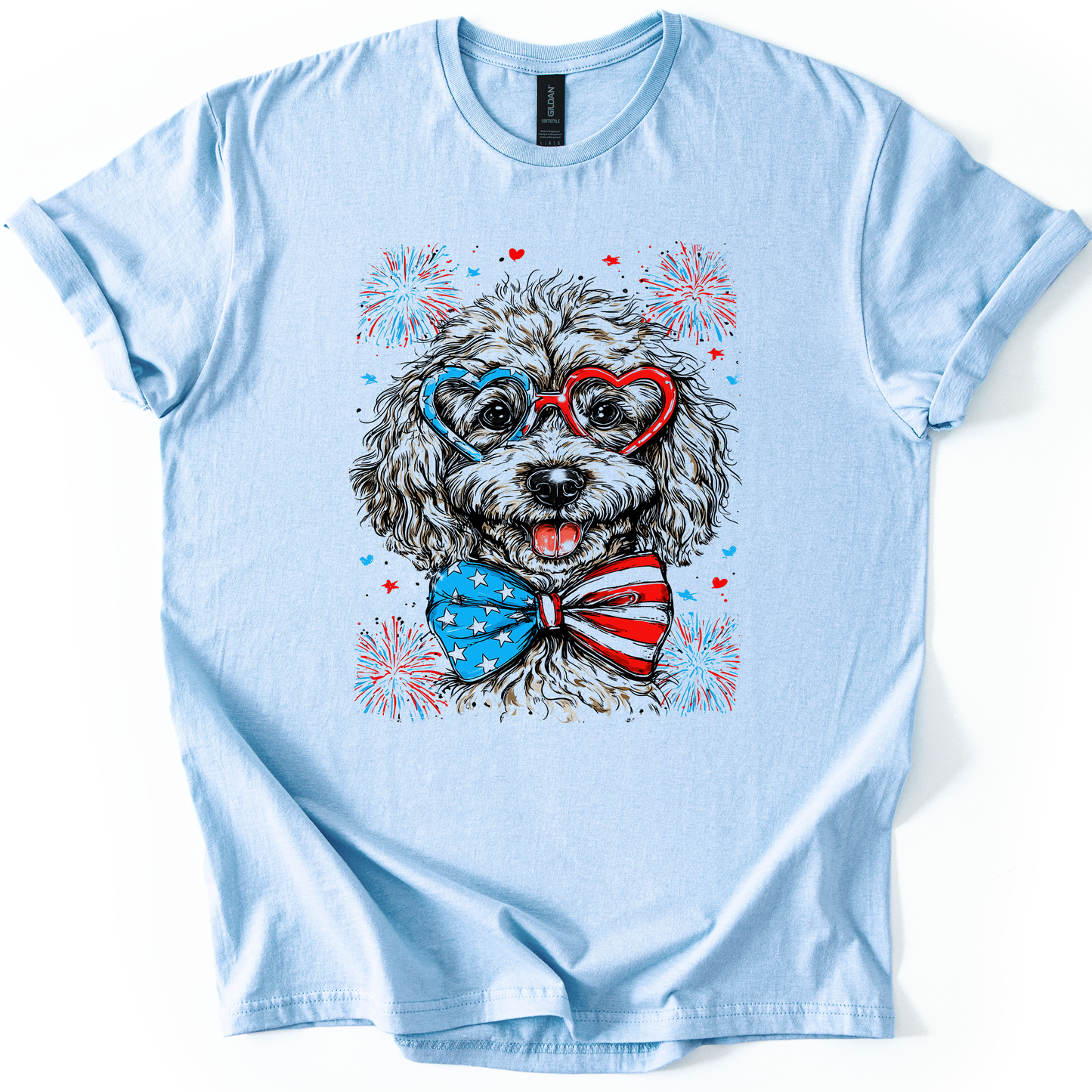Caniche perro patriótico, EE. UU., América, amante de las mascotas, 4 de julio, camiseta estilo suave