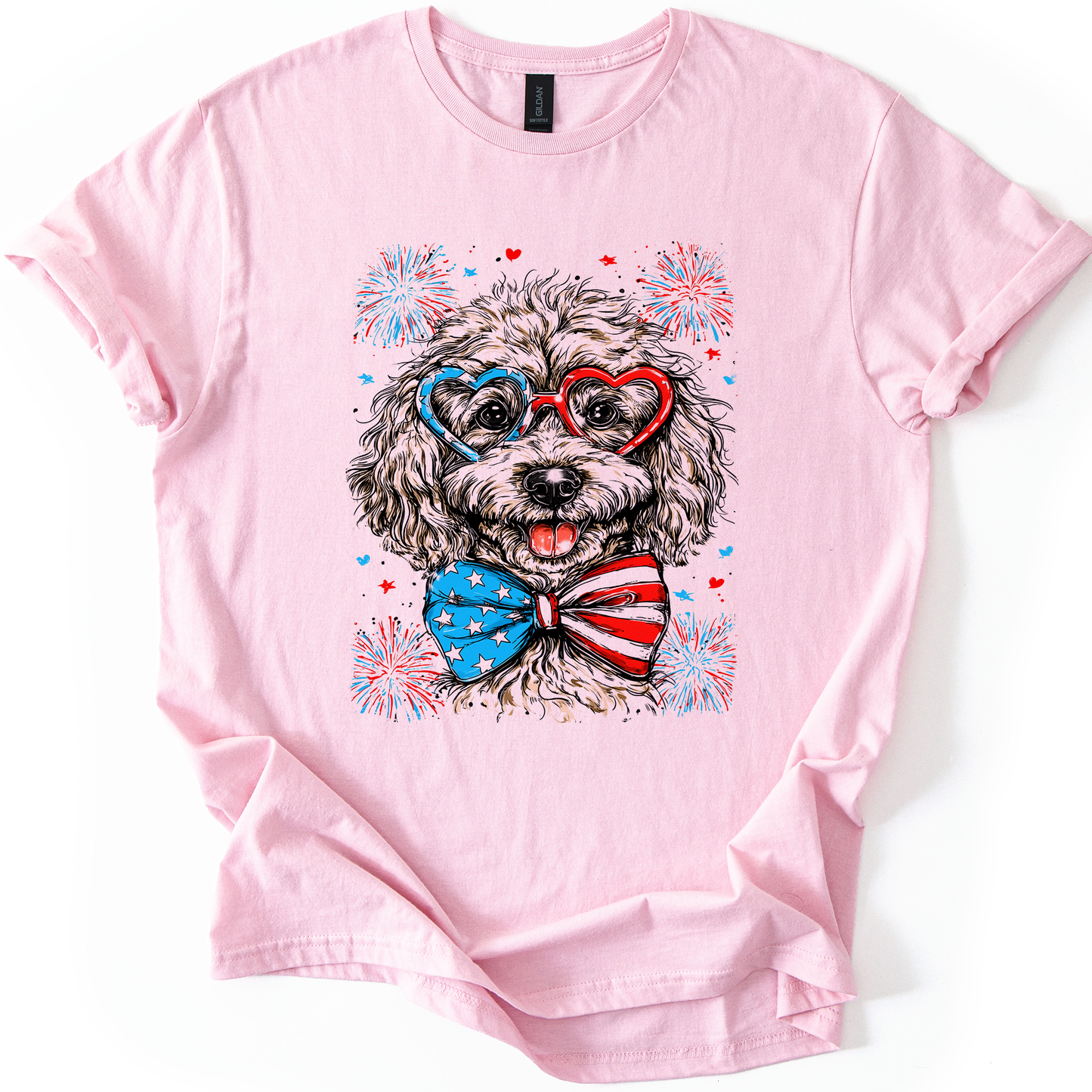 Caniche perro patriótico, EE. UU., América, amante de las mascotas, 4 de julio, camiseta estilo suave