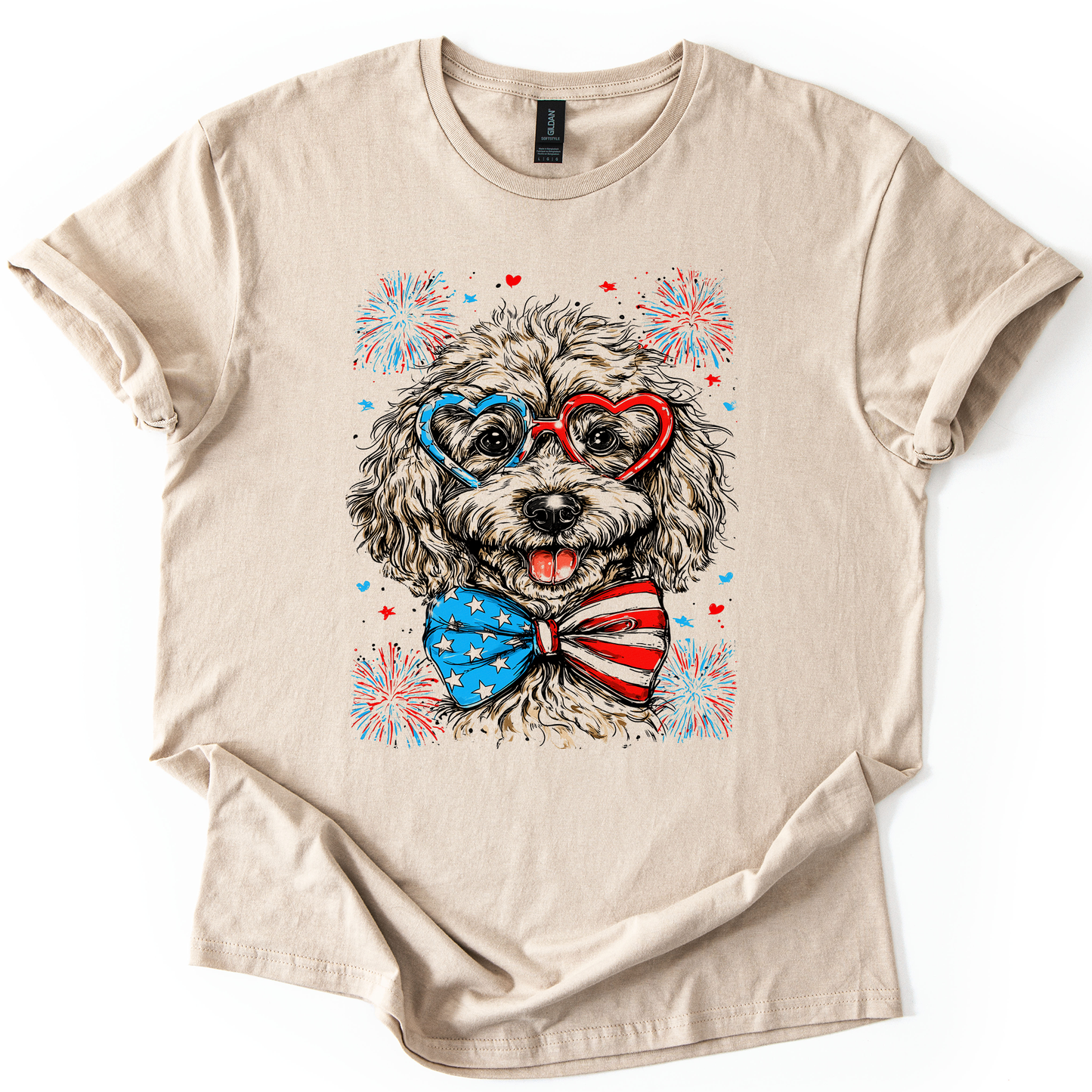Caniche perro patriótico, EE. UU., América, amante de las mascotas, 4 de julio, camiseta estilo suave
