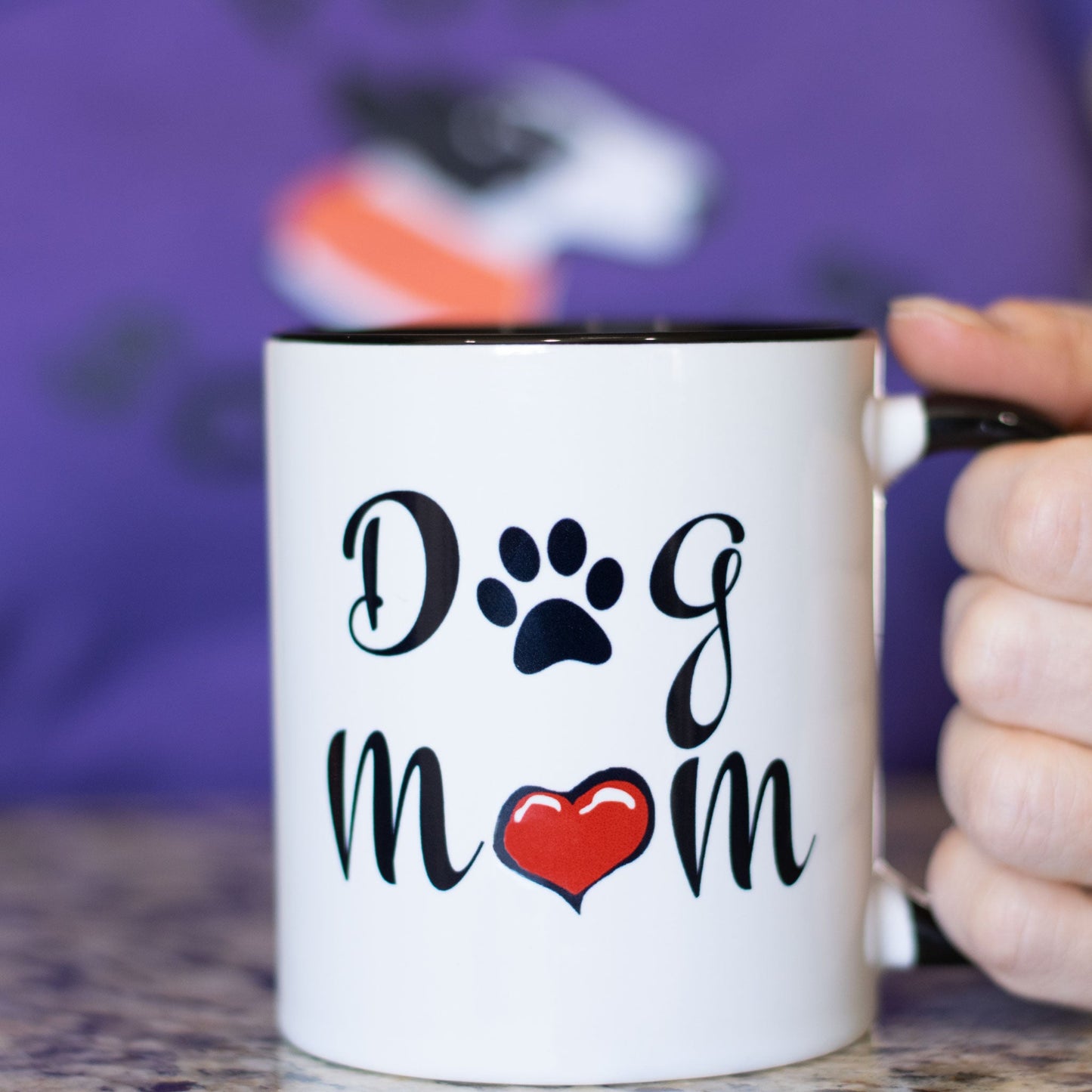 Mug "Maman Chien" avec anse colorée
